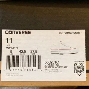 Converse women’s size 11 shoe